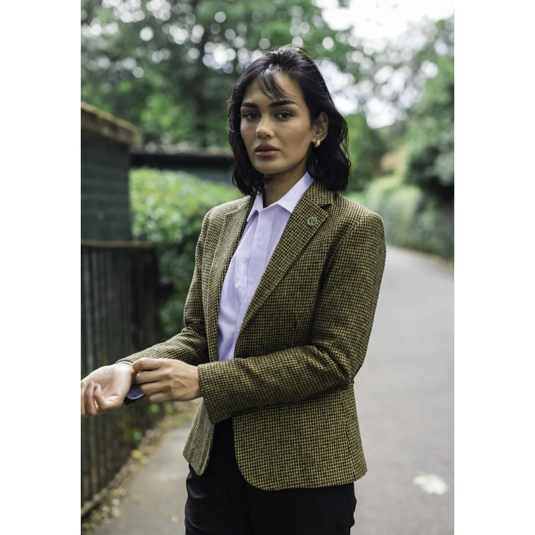 TPW-20 – Damenblazer aus braunem Tweed-Wollmischgewebe mit Hahnentrittmuster