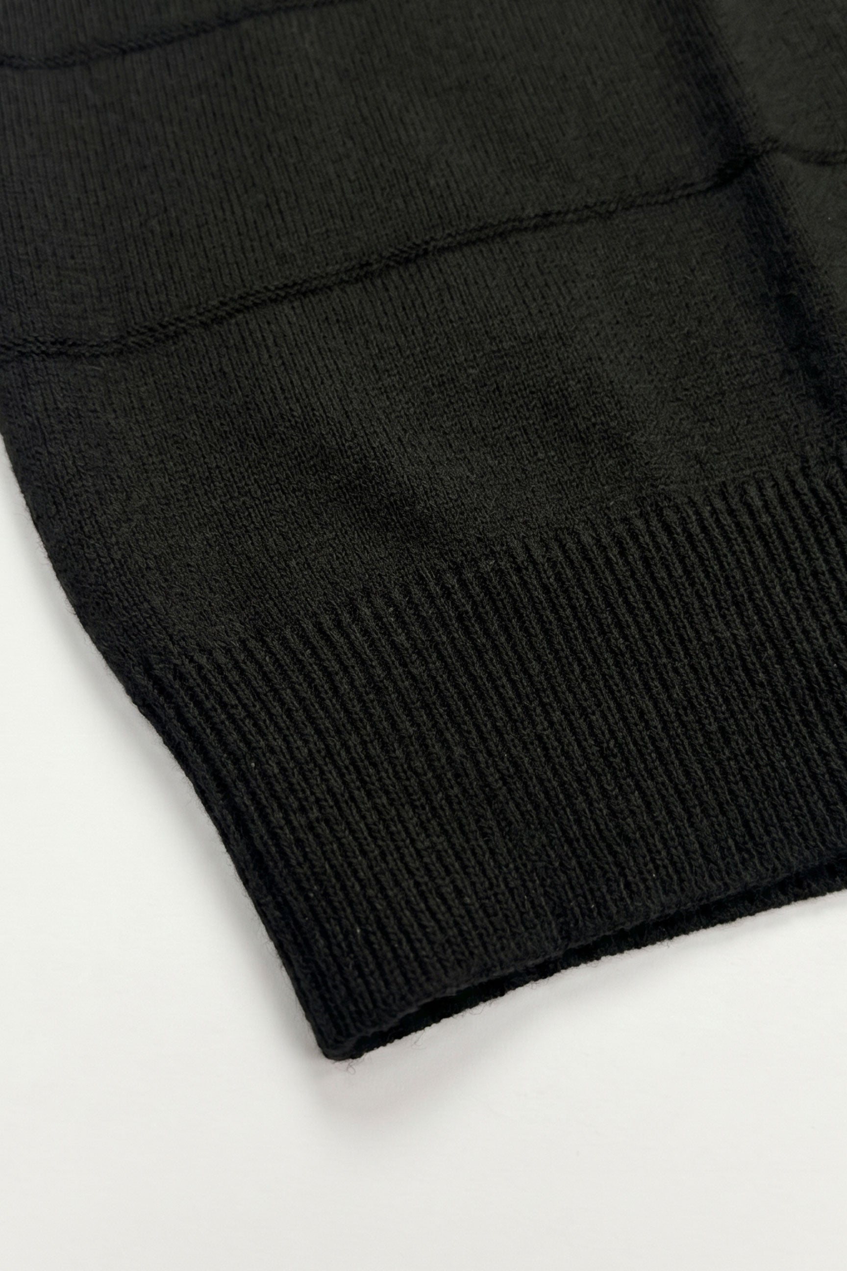 Schwarzes, strukturiertes Strick-T-Shirt für Herren