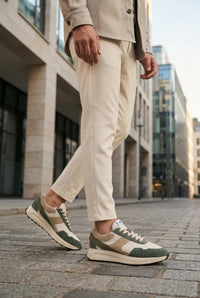 Canbera – Herren-Sneaker aus leichtem Wildleder in Salbeigrün