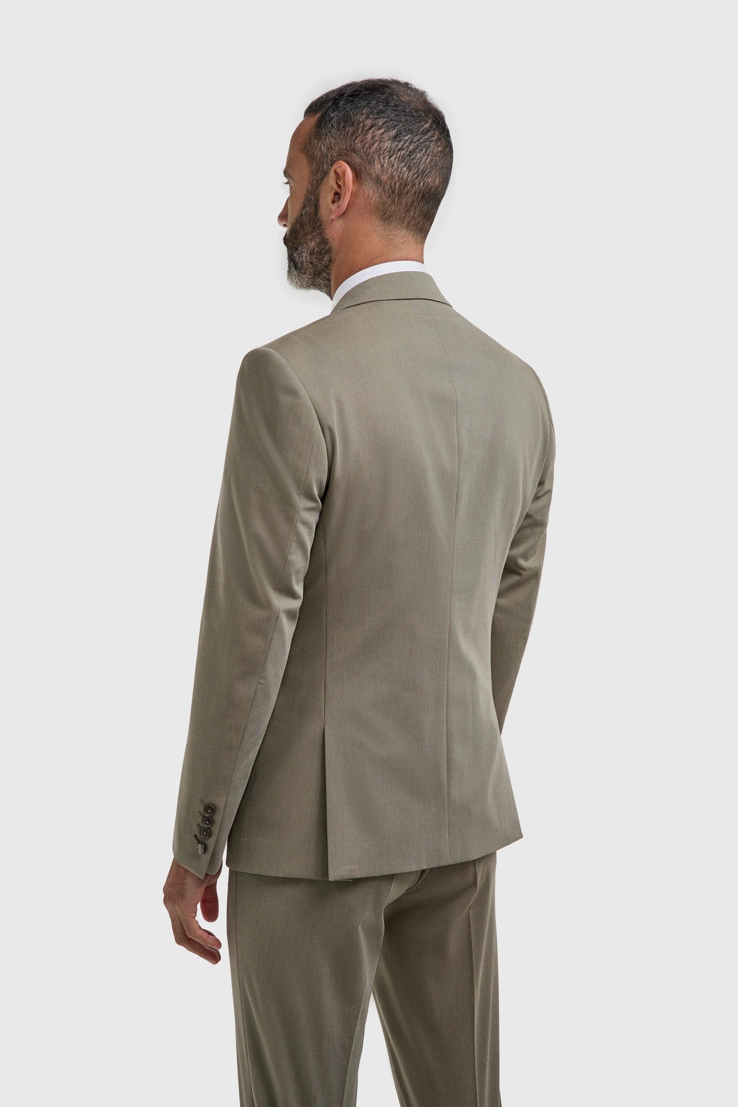 Donatella – Herrenblazer in Salbeigrün, taillierte Passform