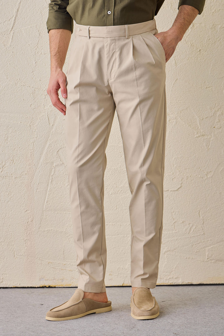 Beige, plissierte, elegante Freizeithose für Herren, klassische Passform