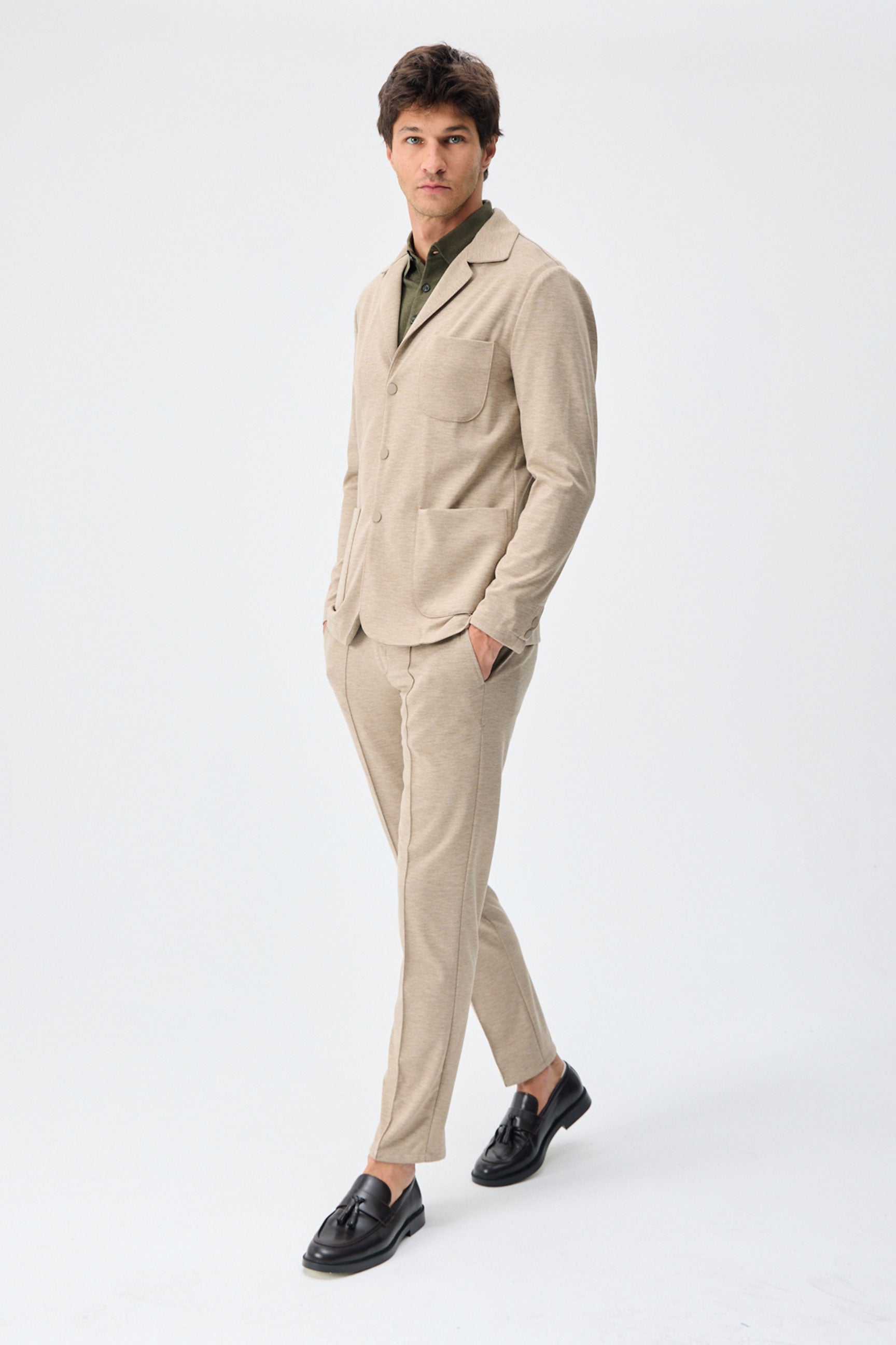 Beige Herren-Blazer aus weichem Jersey, elegant-lässig