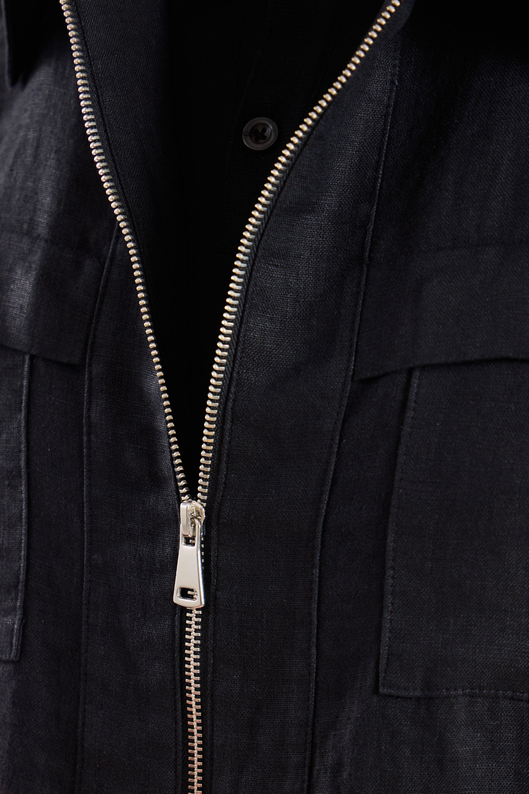 Schwarze Leinenhemdjacke für Herren mit Reißverschluss, leichtes Sommer-Overshirt