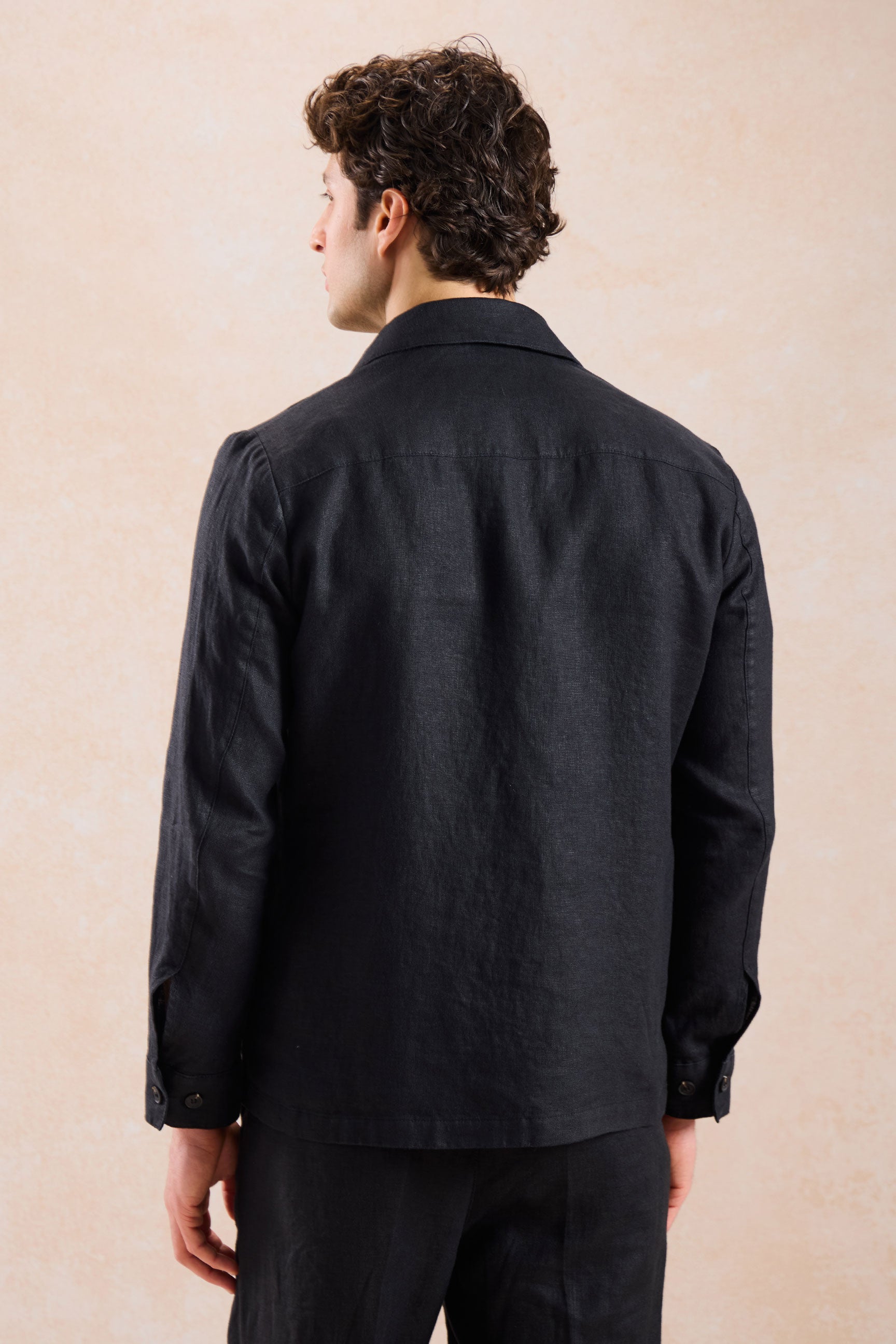 Schwarze Leinenhemdjacke für Herren mit Reißverschluss, leichtes Sommer-Overshirt