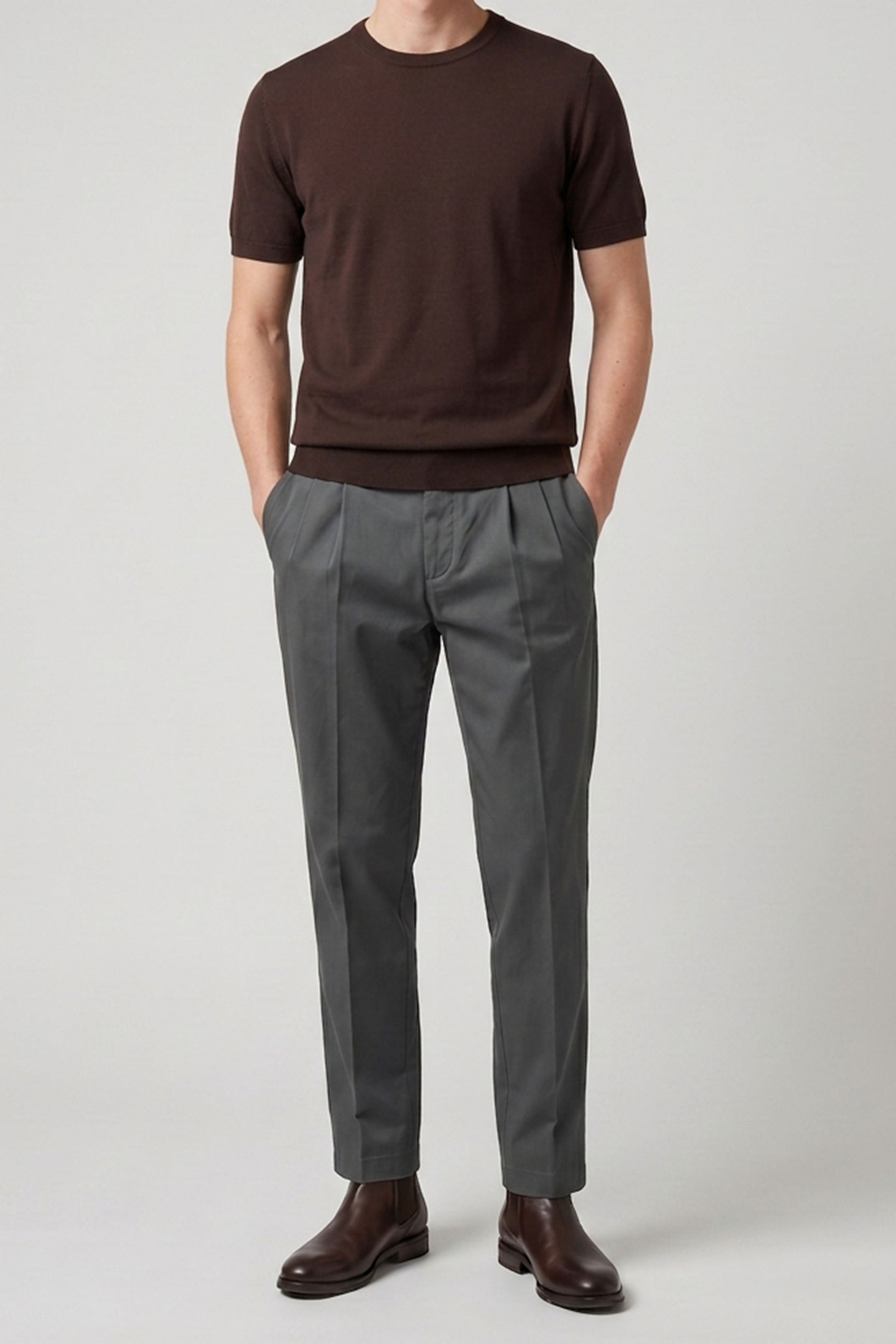 Braunes Herren-Strickshirt, normale Passform, Rundhalsausschnitt, Kurzarm