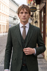 Herrenkrawatte aus braunem Tweed mit Fischgrätmuster
