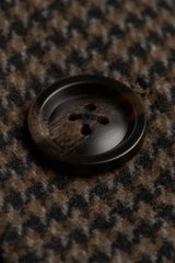 Herrenmantel aus braunem Wollmischgewebe mit Hahnentrittmuster