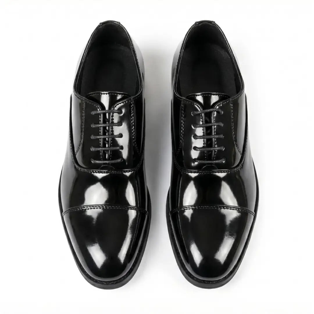 Klassische Oxford-Schnürschuhe für Herren mit Kappe