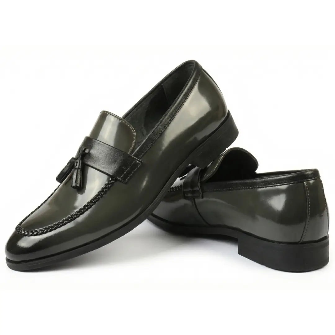 Herren-Slipper mit Quasten und Hochglanzfinish