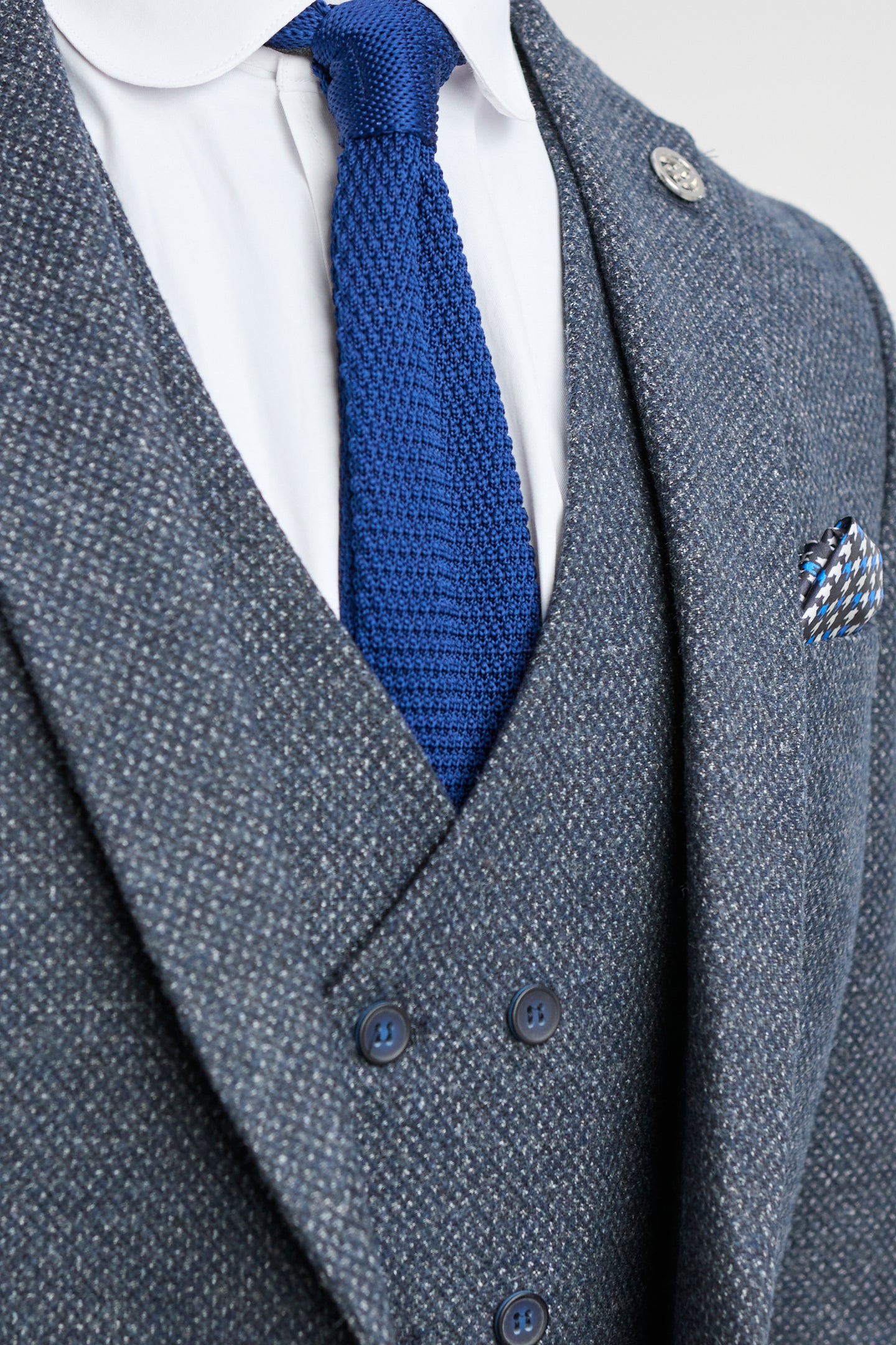 3-teiliger Herrenanzug in Marineblau mit zweireihiger Weste